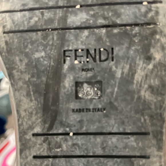 Authentic!!! Fendi platform sandals - Picture 4 of 5